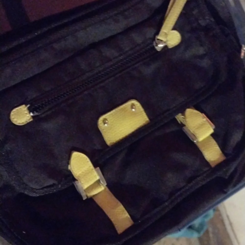 Stylish Black and Yellow Men's Bags(2)